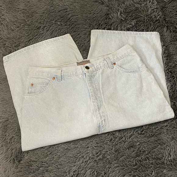 Vintage Liz Baker Long Bermuda Shorts - Picture 5 of 9